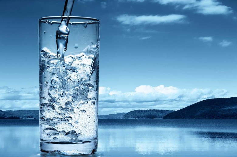 فوائد شرب الماء على معدة فارغة مجربة للحمية
