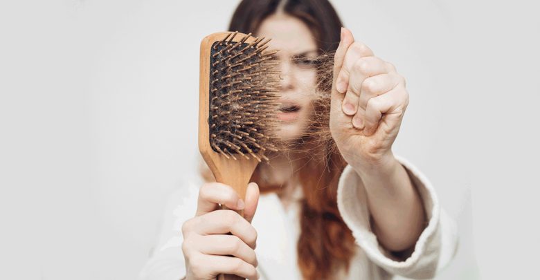 أفضل 7 حلول لتساقط الشعر