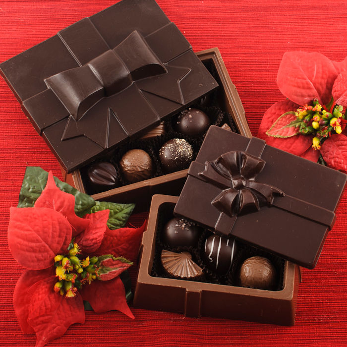 10 конфет в день. Шоколадные конфеты. Конфеты шоколад. Красивые коробки конфет. Конфеты в красивой коробке.