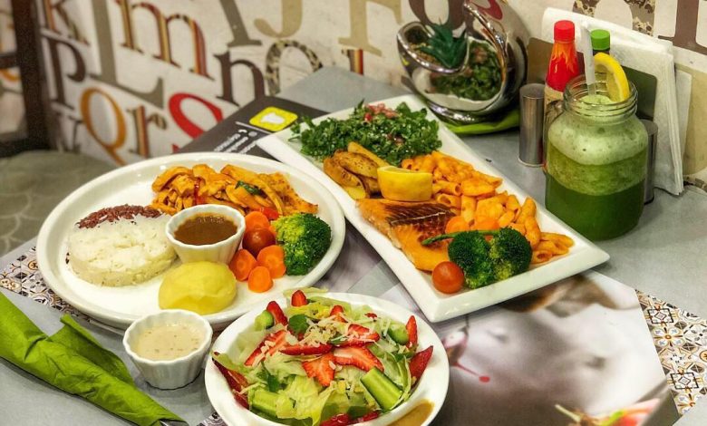 أفضل 6 مطاعم صحية في جدة وأهم قواعد الأكل الصحي خارج المنزل