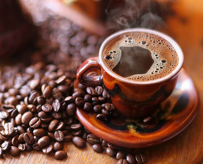 فوائد شرب القهوة قبل الفطور