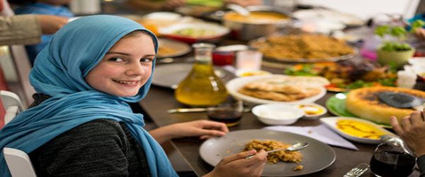ما هي الحالات توجب إفطار المرضع في رمضان