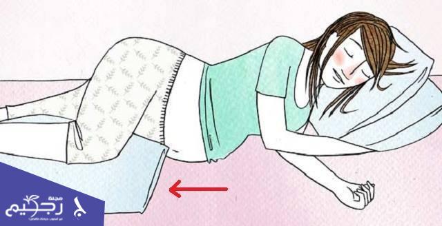 طريقة نوم الحامل في الثلث الأول من الحمل